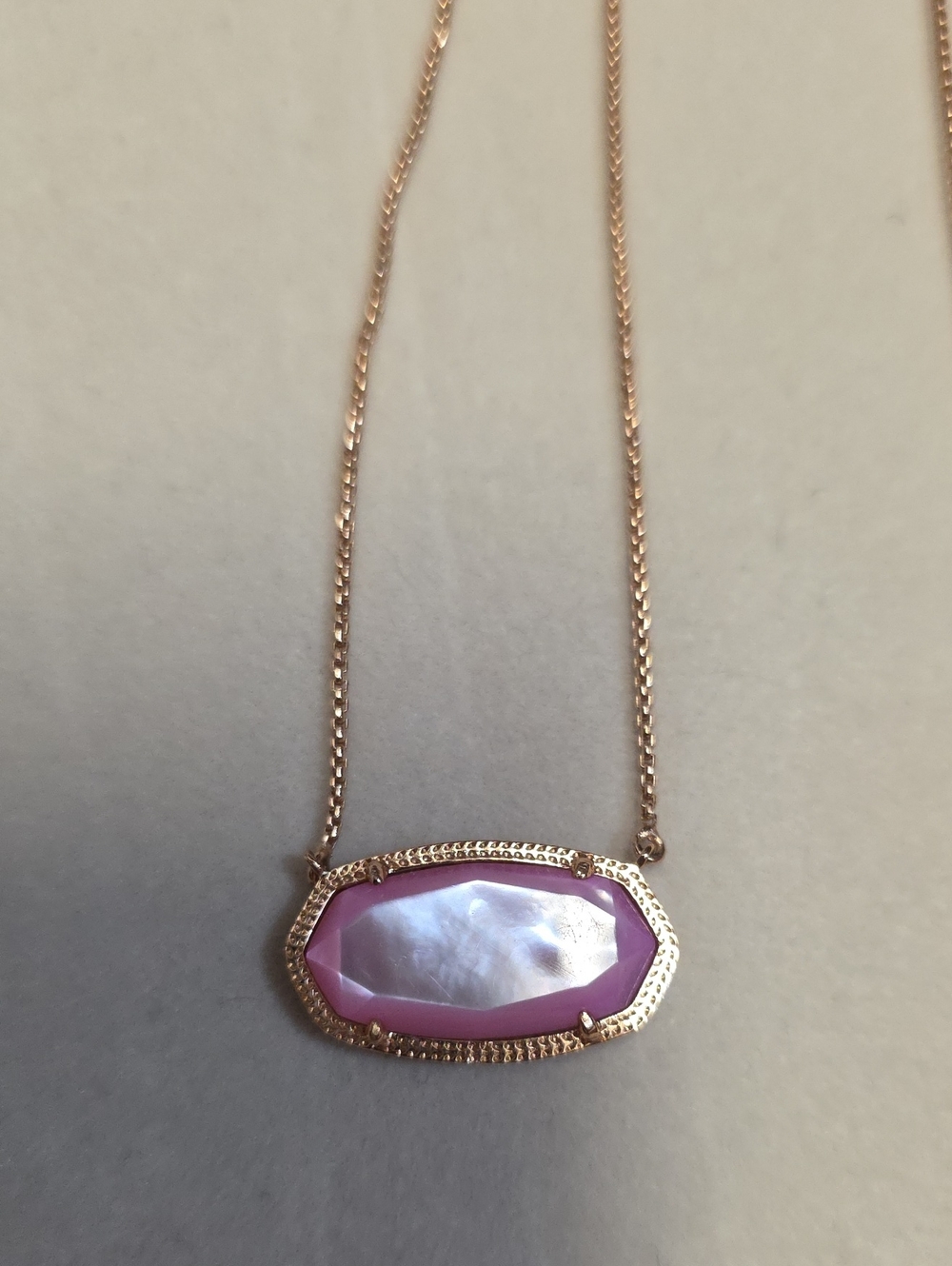 Kendra Scott DELANEY ROSE GOLD LILAC Mother of Pearl Necklace With Dust Cover